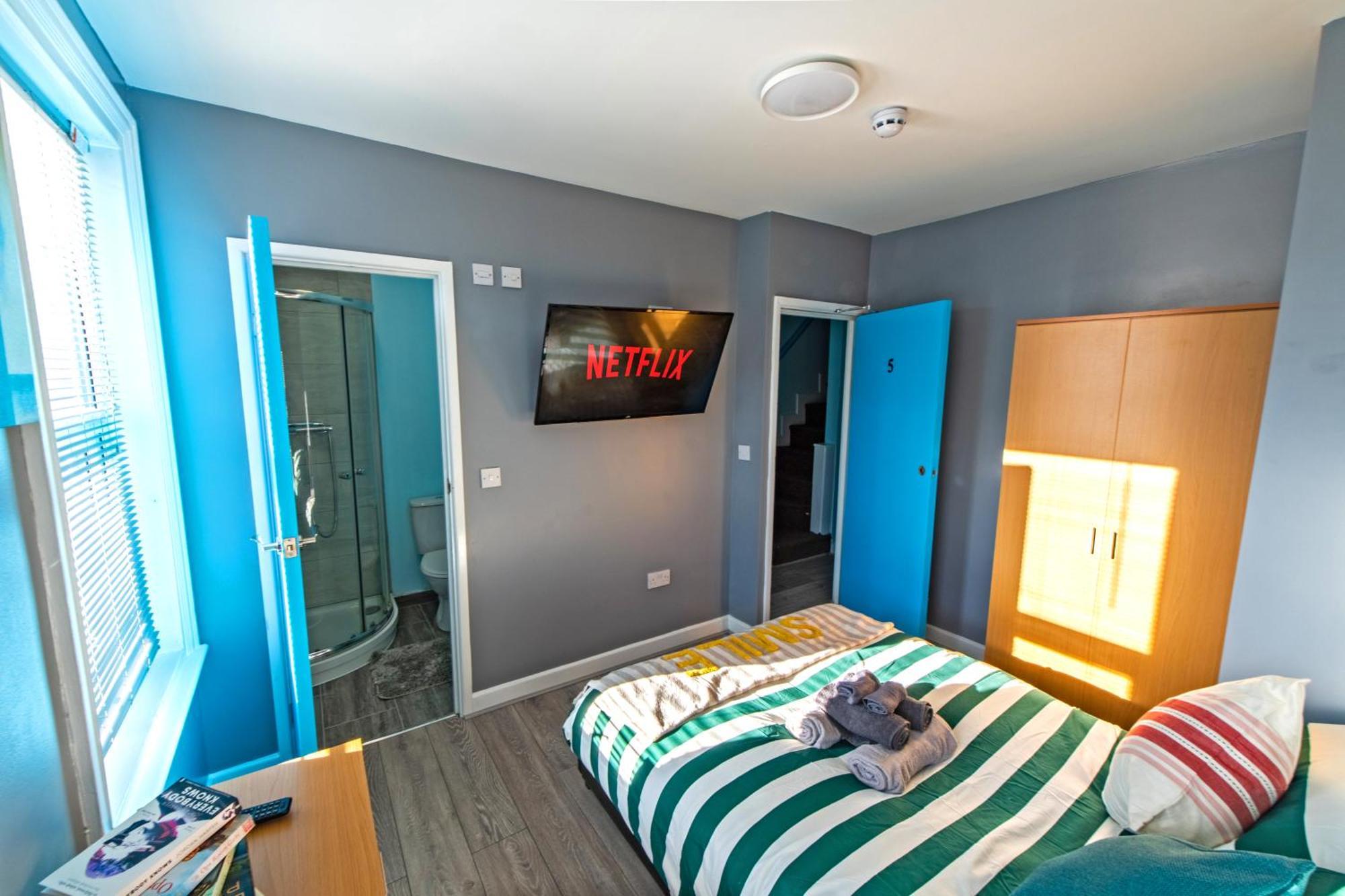Heart Of Maidstone - Premium Double Rooms With Free Wi-Fi Exterior photo